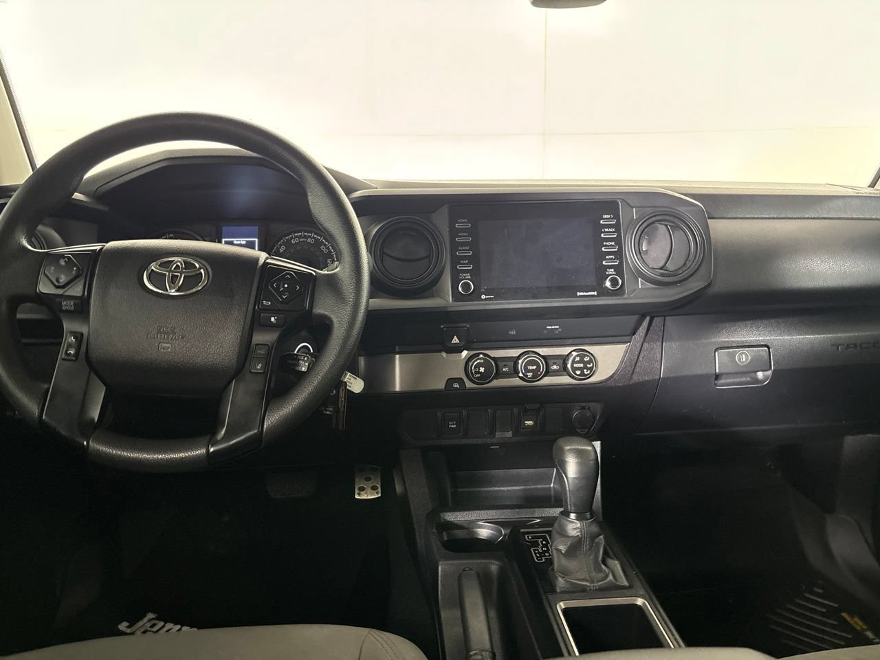 Used 2023 Toyota Tacoma SR w/ SR Convenience Package RWD image 21