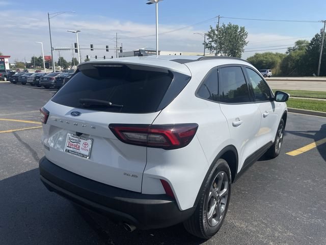 Used 2025 Ford Escape ST-Line Select AWD/4WD image 34