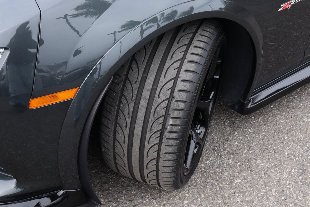 Used 2015 Chevrolet Camaro Z/28 RWD image 37