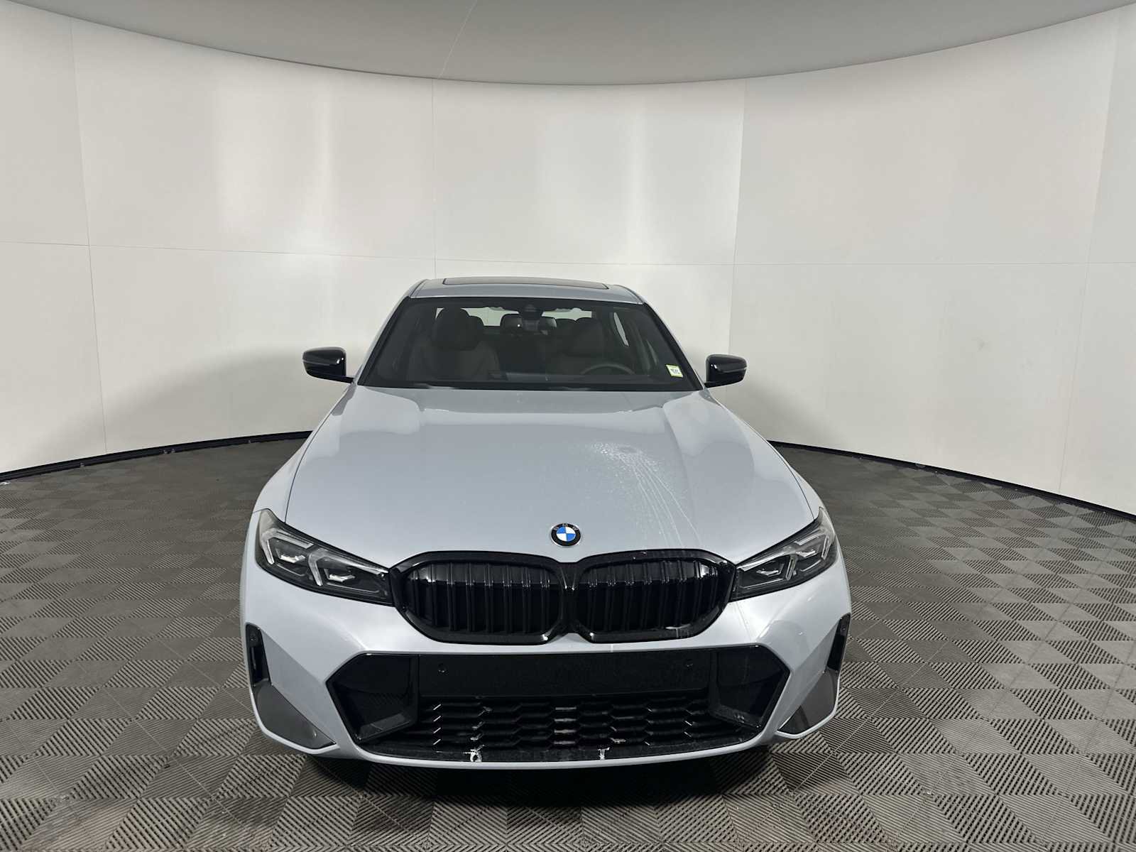 New 2026 BMW 330i xDrive Sedan w/ M Sport Package image 5