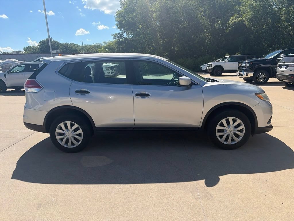 Used 2016 Nissan Rogue S AWD/4WD image 6