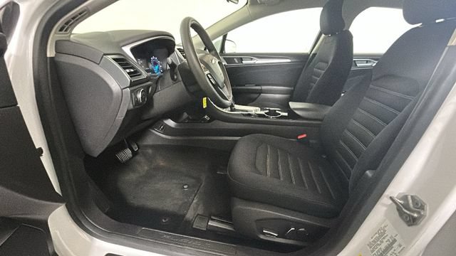 Used 2015 Ford Fusion SE FWD image 10