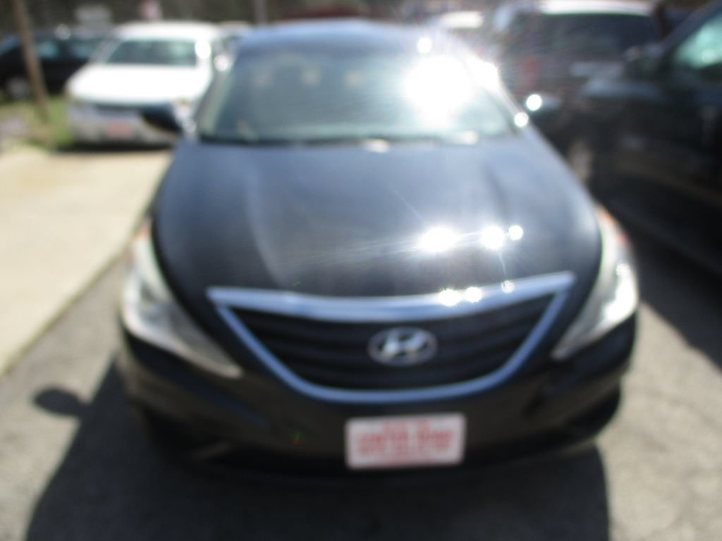 Used 2011 Hyundai Sonata GLS FWD image 3