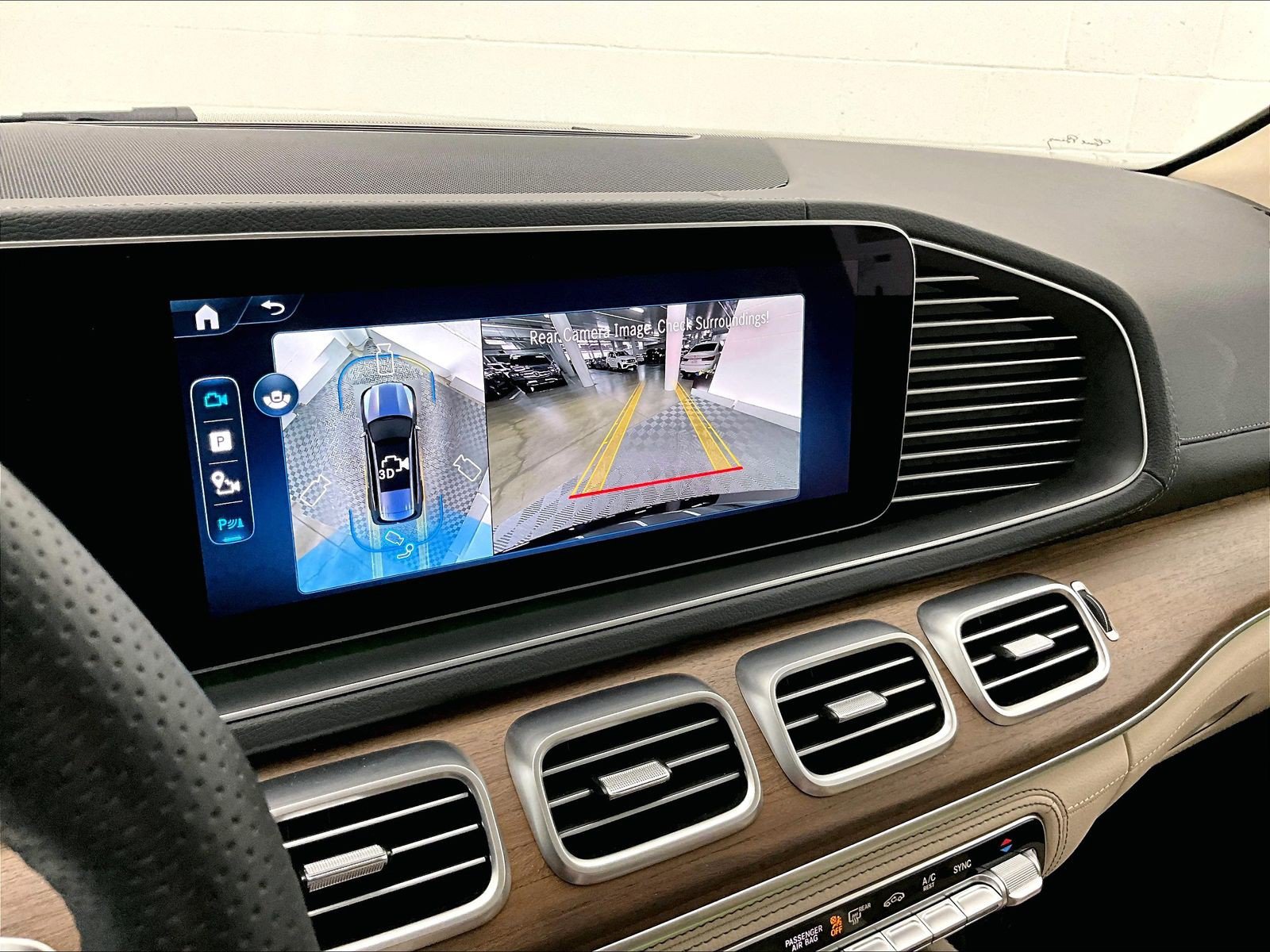 Used 2026 Mercedes-Benz GLS 450 4MATIC image 29