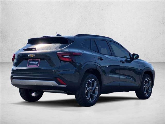 New 2026 Chevrolet Trax LT w/ Driver Confidence Package FWD image 2