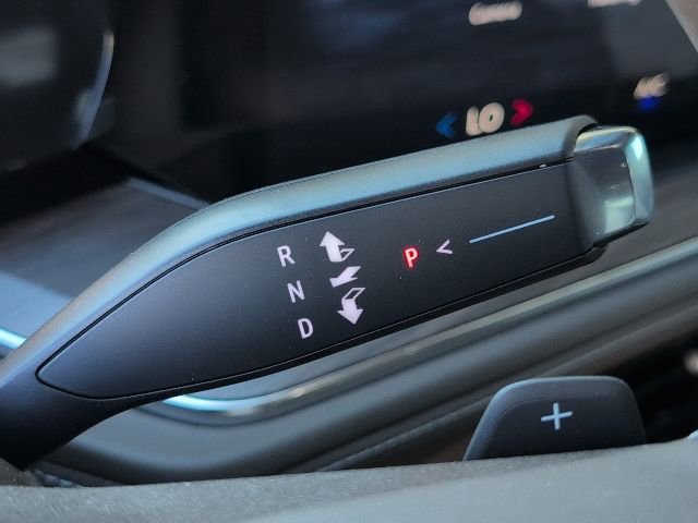 New 2026 Chevrolet Suburban LS RWD image 22
