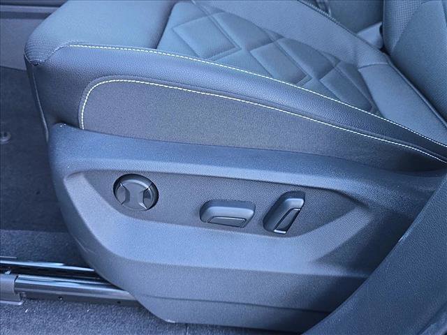 New 2026 Volkswagen Atlas SE image 6