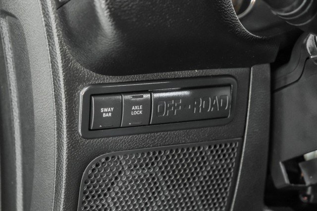 Used 2015 Jeep Wrangler Rubicon w/ Power Convenience Group image 27