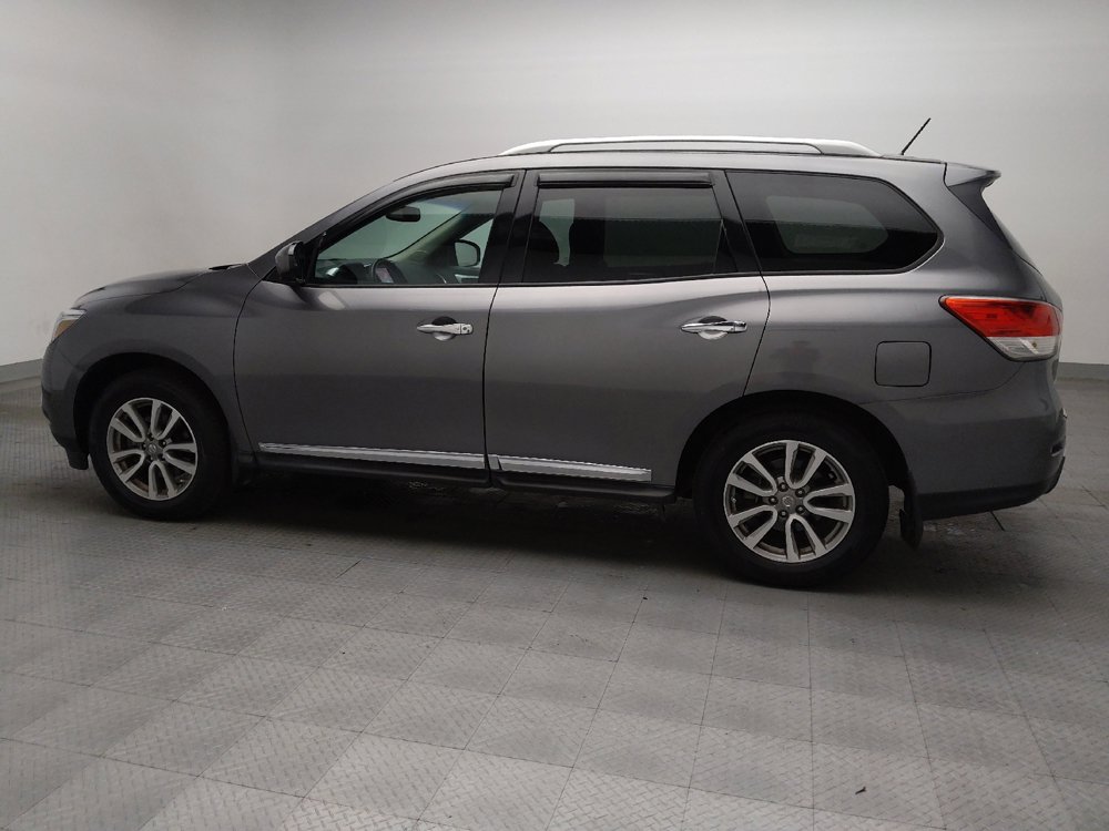Used 2016 Nissan Pathfinder SL w/ SL Tech Package AWD/4WD image 3