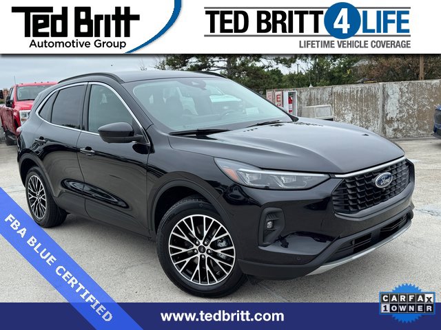 Certified 2025 Ford Escape SE w/ PHEV Premium Package