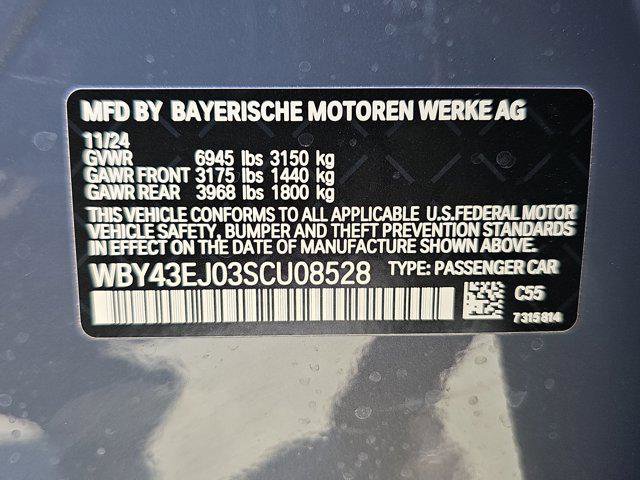 New 2025 BMW i7 eDrive50 w/ Premium Package image 38