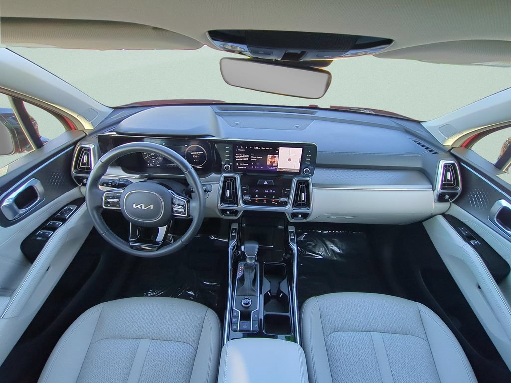 Used 2023 Kia Sorento SX FWD image 11