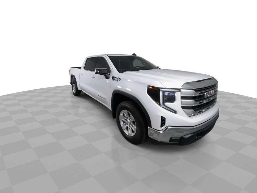 Used 2025 GMC Sierra 1500 SLE image 2