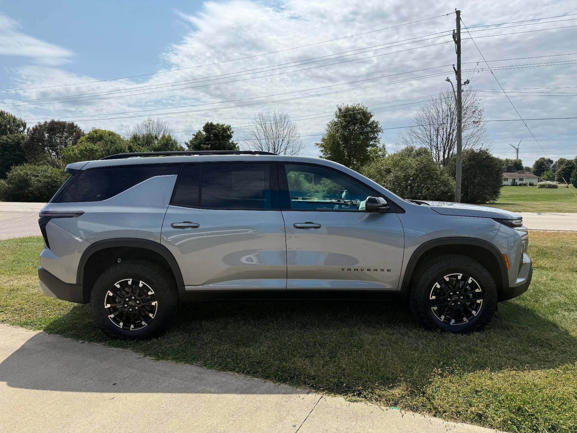 New 2026 Chevrolet Traverse Z71 w/ Driver Confidence Package image 8