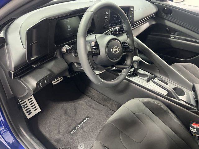 New 2026 Hyundai Elantra Sport image 9