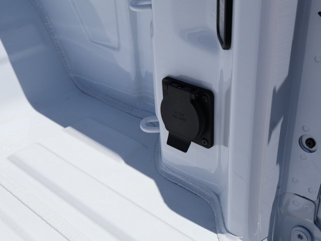 New 2026 Chevrolet Silverado 1500 RST w/ Texas Edition Plus AWD/4WD image 16
