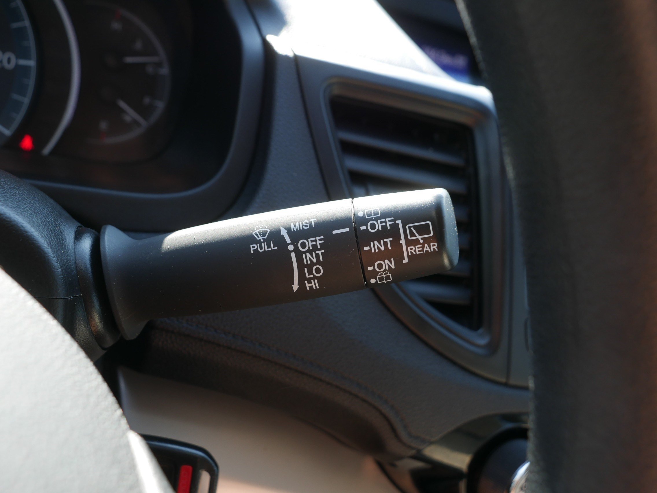 Used 2015 Honda CR-V LX image 31