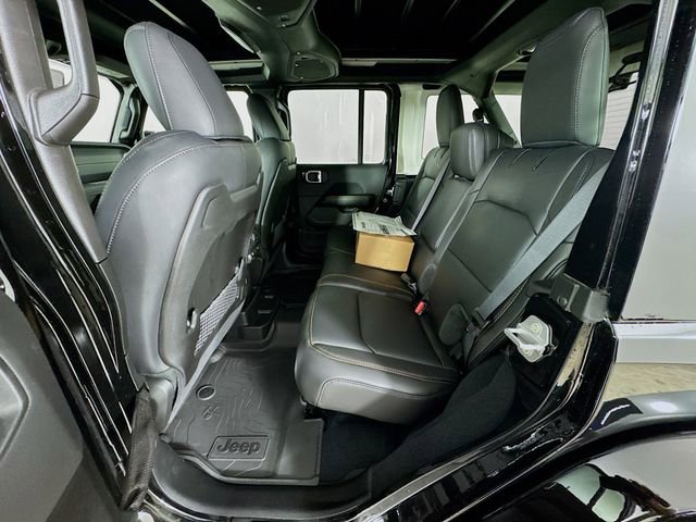 New 2026 Jeep Wrangler Unlimited Sahara AWD/4WD image 28