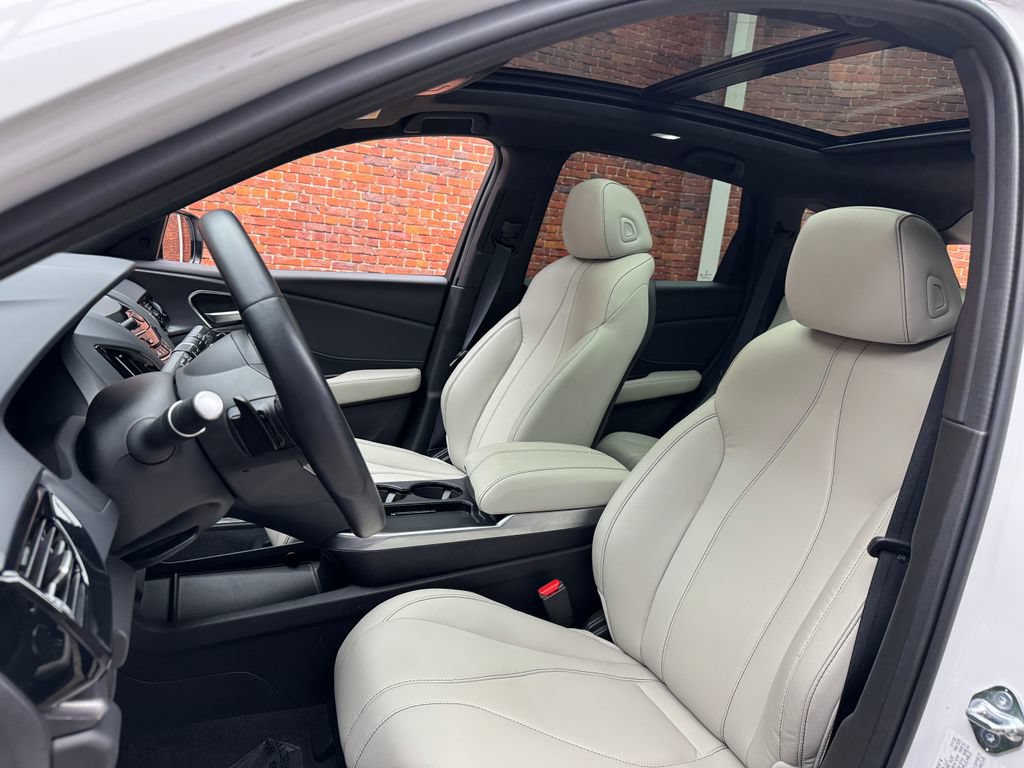 Used 2025 Acura RDX SH-AWD image 24