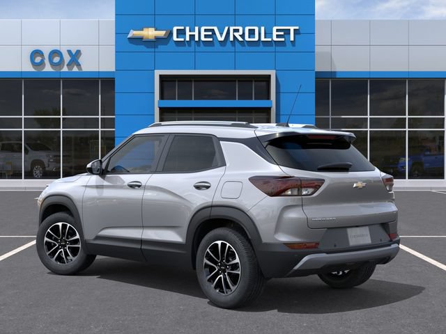 Used 2026 Chevrolet TrailBlazer LT w/ LT Cold Weather Package FWD image 3