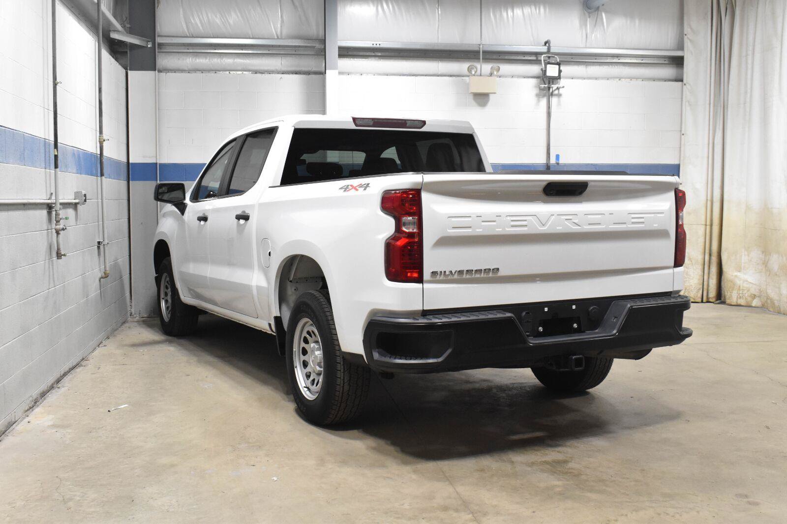 Used 2023 Chevrolet Silverado 1500 W/T w/ WT Value Package AWD/4WD image 20