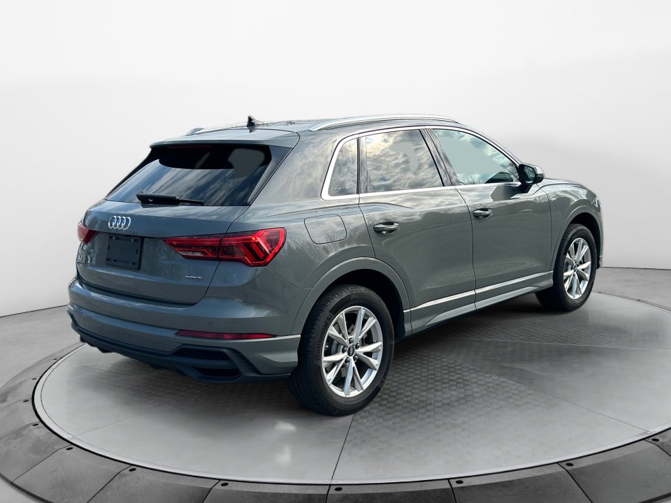 Certified 2024 Audi Q3 2.0T Premium Plus image 7