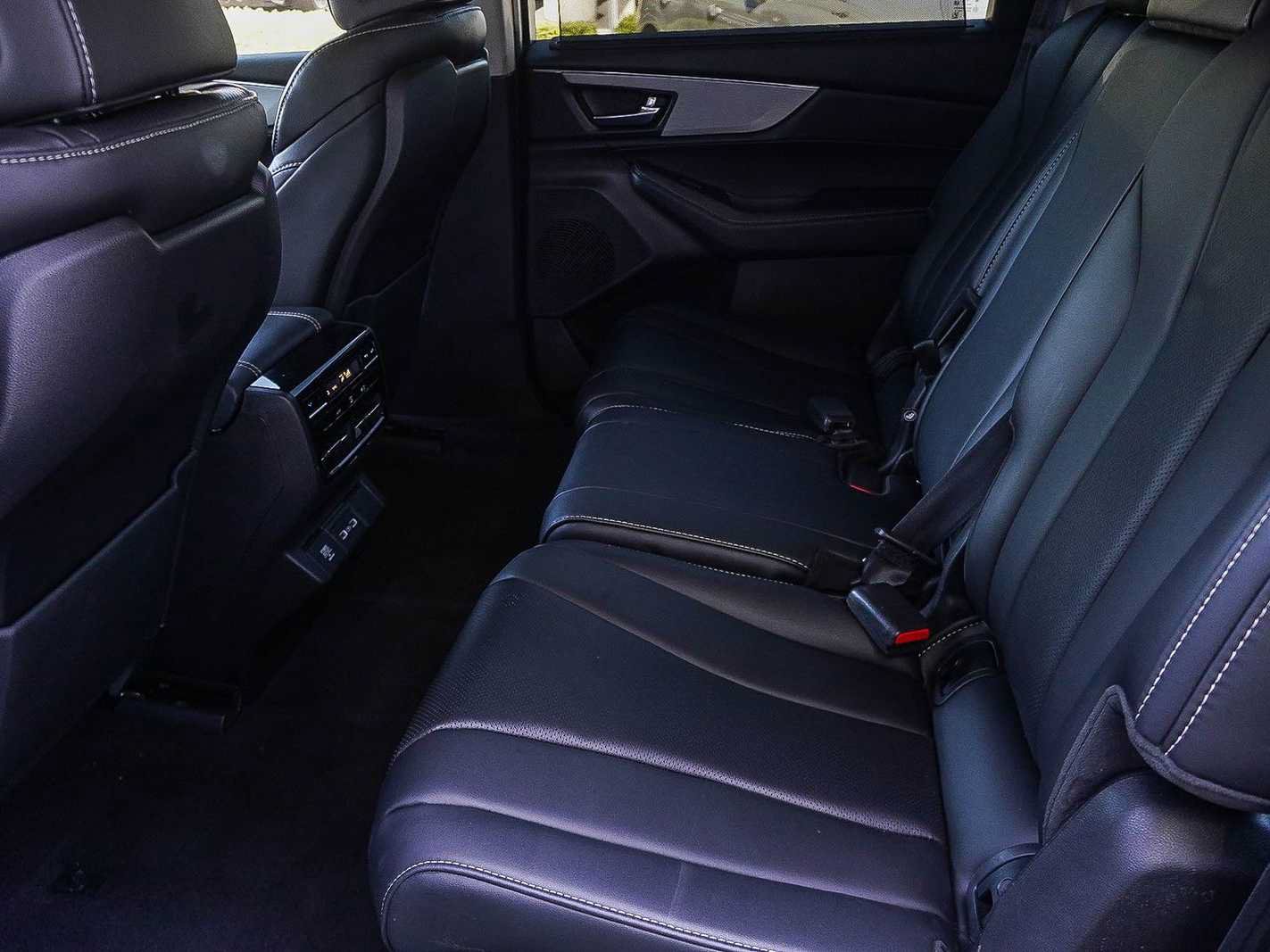 Used 2024 Acura MDX FWD w/ Technology Package image 21