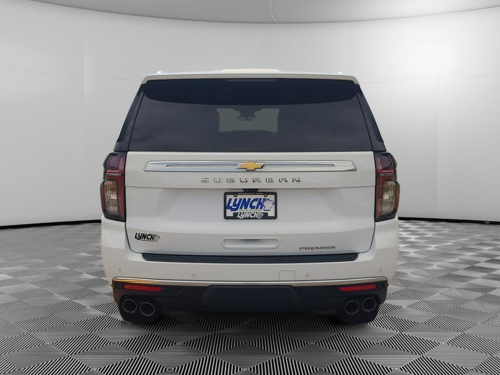 Used 2024 Chevrolet Suburban Premier AWD/4WD image 3