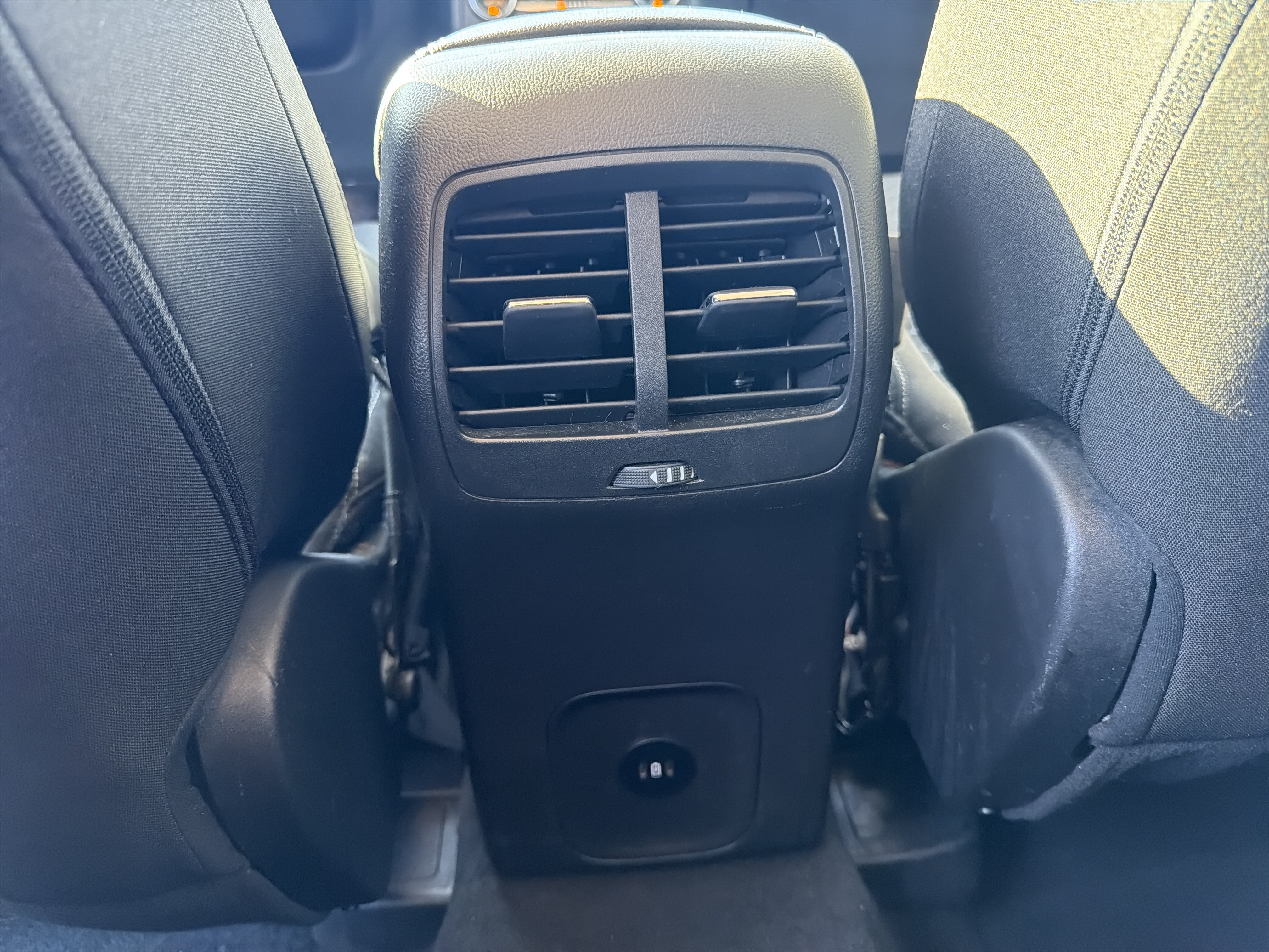 Used 2024 Ford Escape Active AWD/4WD image 9