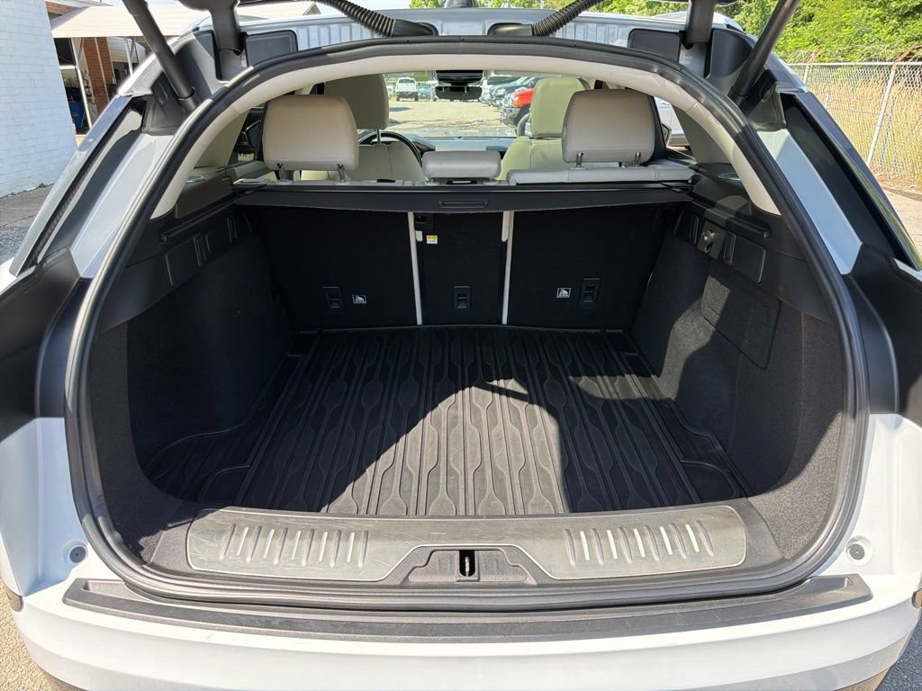 Used 2019 Land Rover Range Rover Velar R-Dynamic SE AWD/4WD image 18
