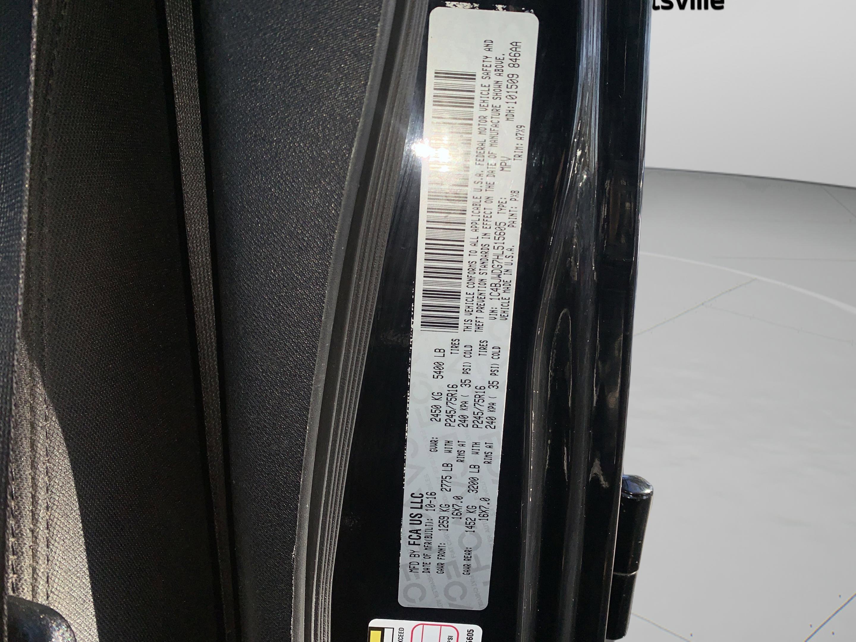 Used 2017 Jeep Wrangler Unlimited Sport w/ Connectivity Group image 35