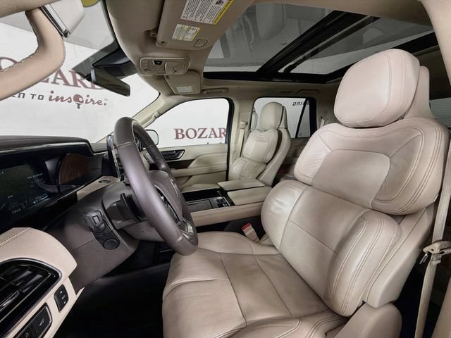 Certified 2020 Lincoln Navigator Reserve w/ Luxury Package AWD/4WD image 24
