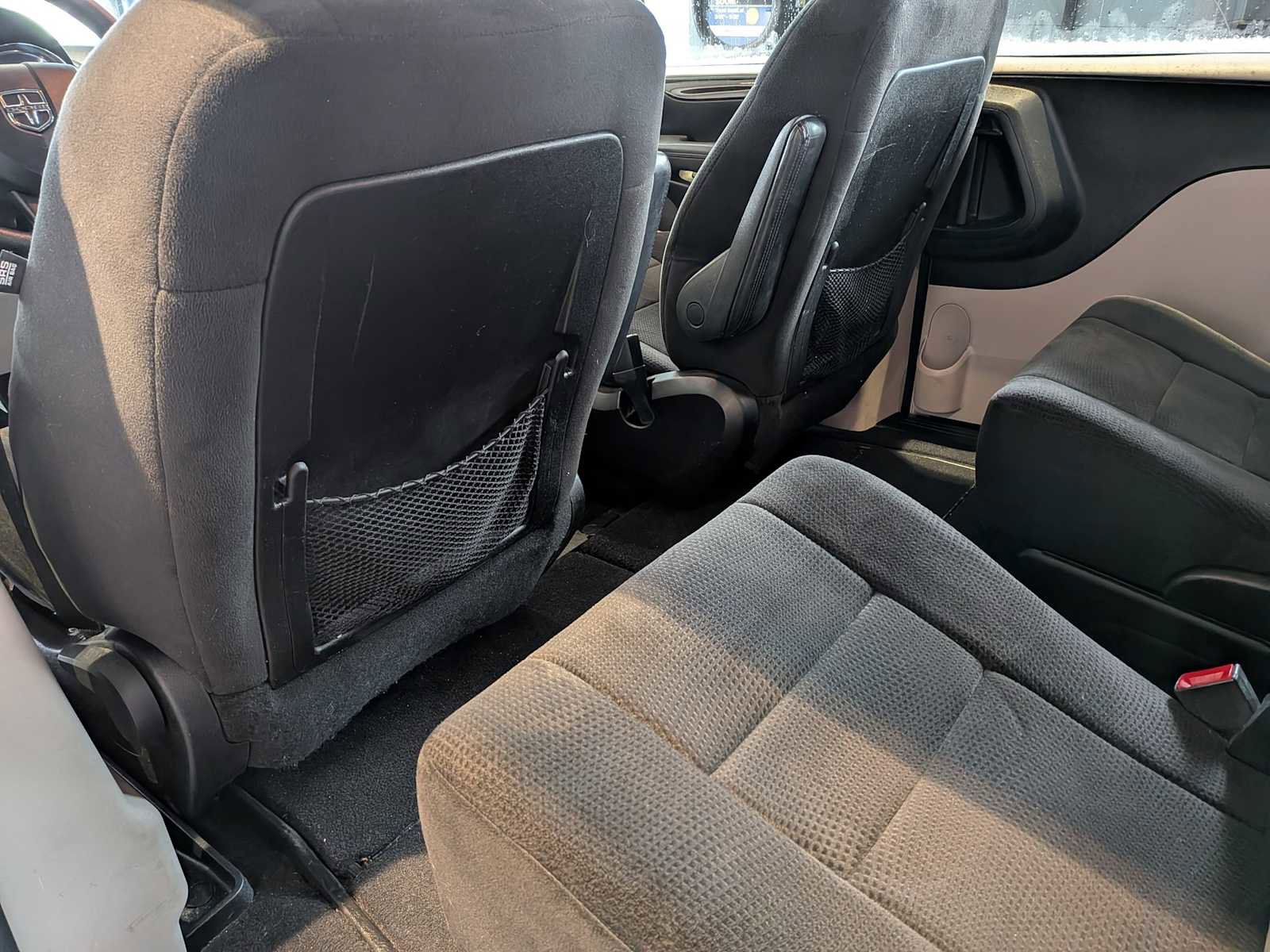 Used 2013 Dodge Grand Caravan American Value Package image 16