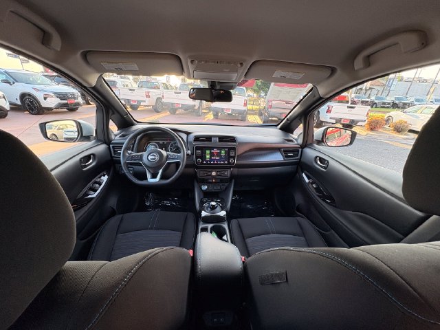 Certified 2025 Nissan Leaf SV Plus FWD image 27
