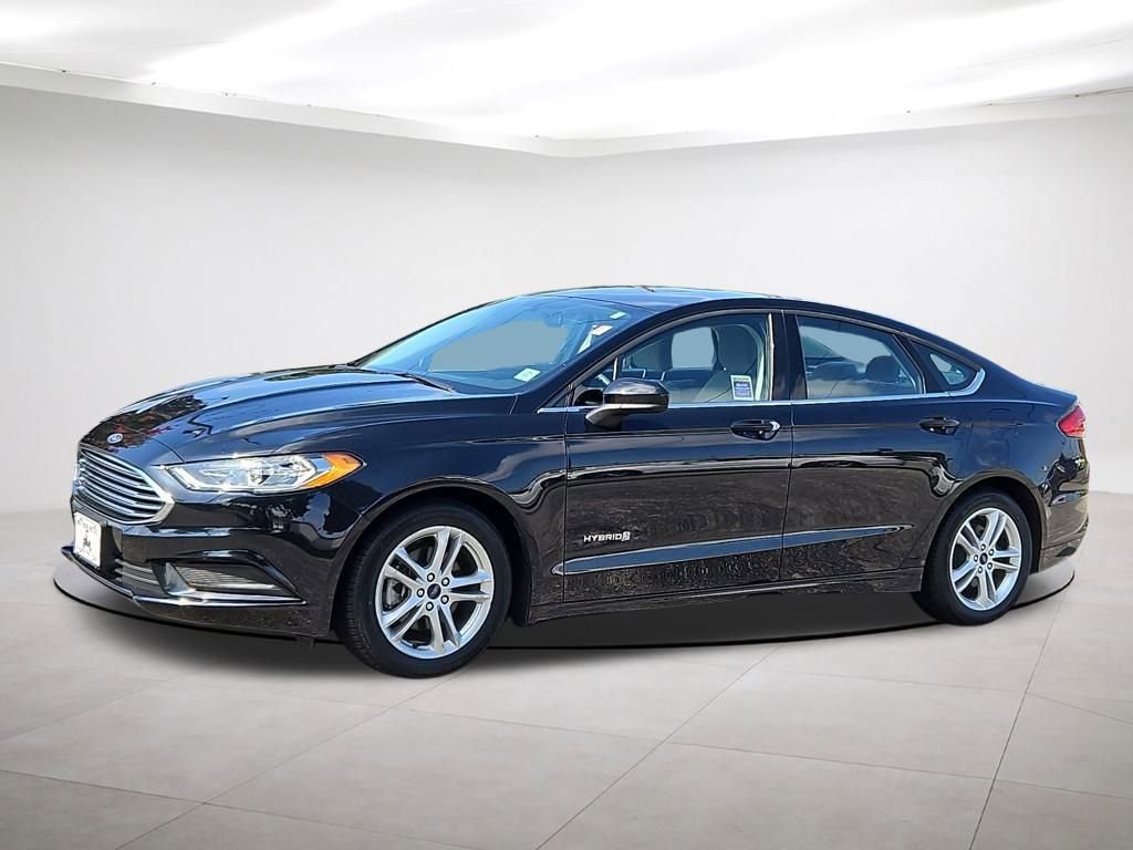 Used 2018 Ford Fusion S image 3