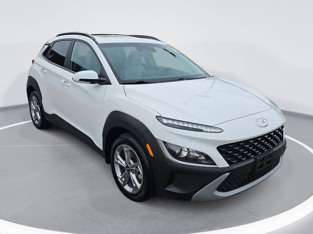 Certified 2023 Hyundai Kona SEL w/ Convenience Package AWD/4WD image 3
