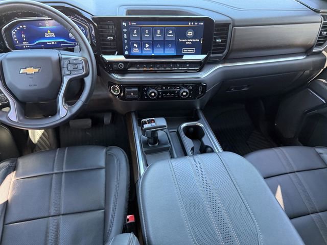 Certified 2024 Chevrolet Silverado 1500 High Country w/ Technology Package image 19