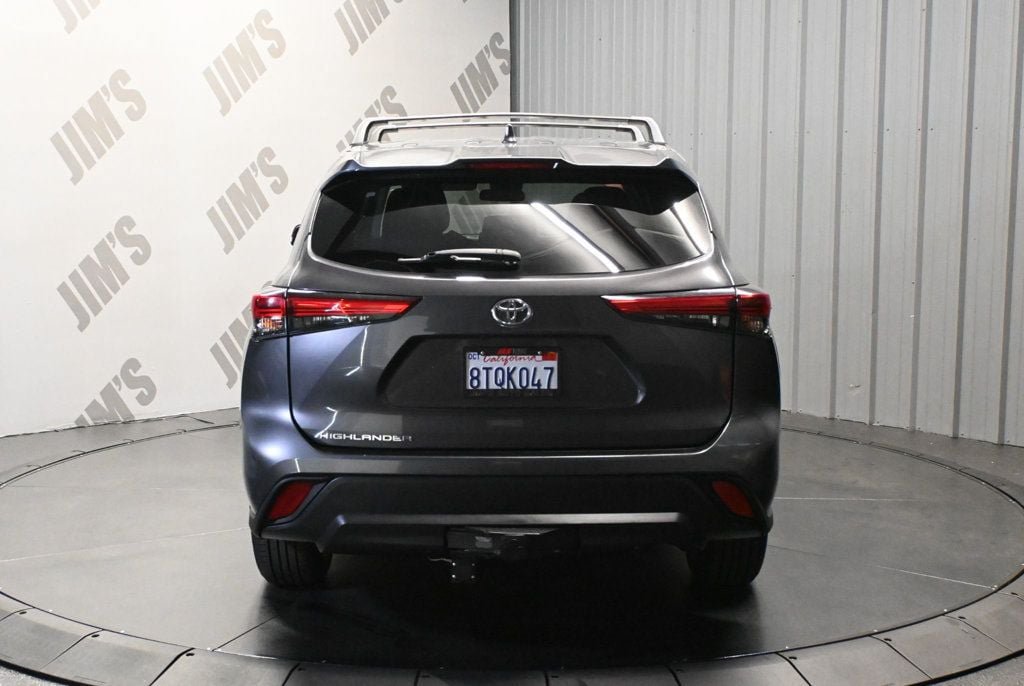 Used 2020 Toyota Highlander L FWD image 5