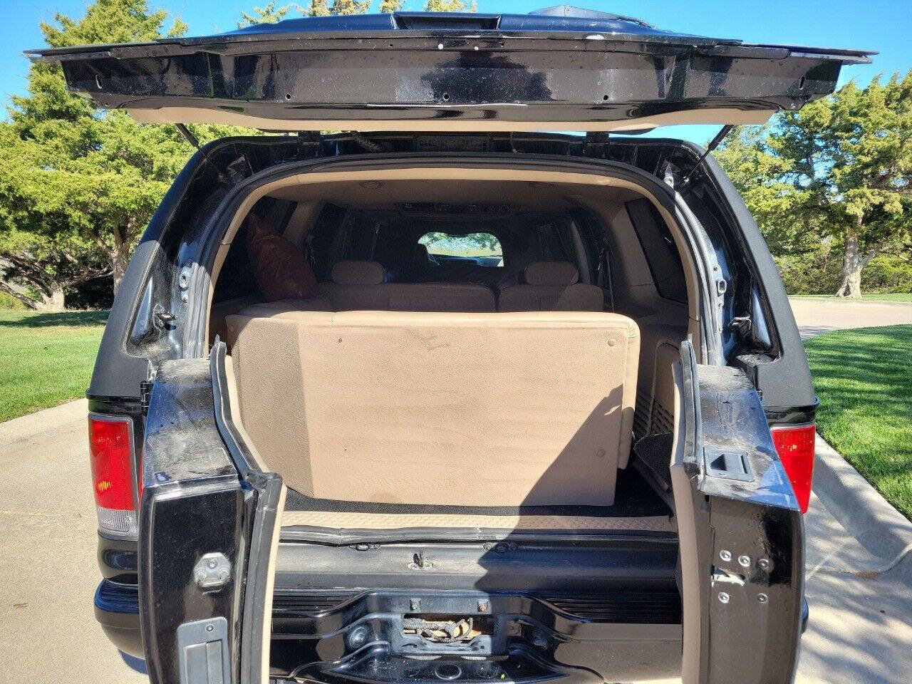 Used 2002 Ford Excursion XLT RWD image 21