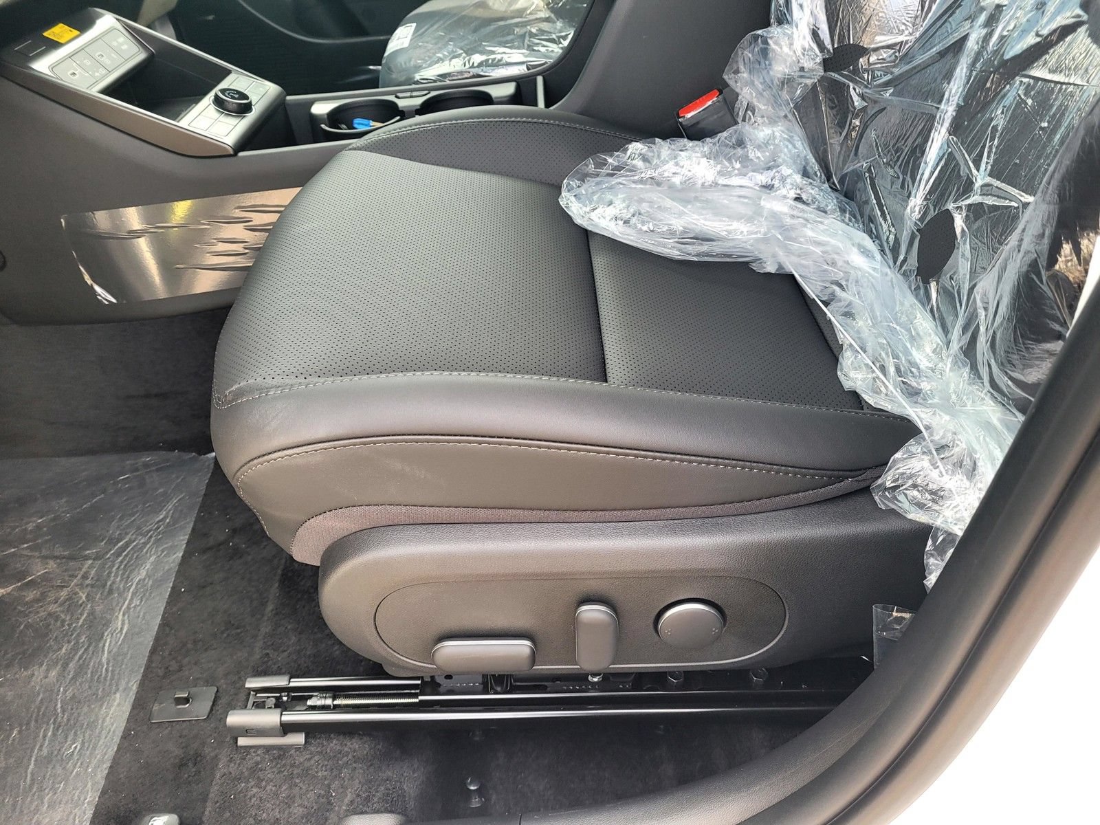 New 2026 Hyundai Kona Limited AWD/4WD image 15