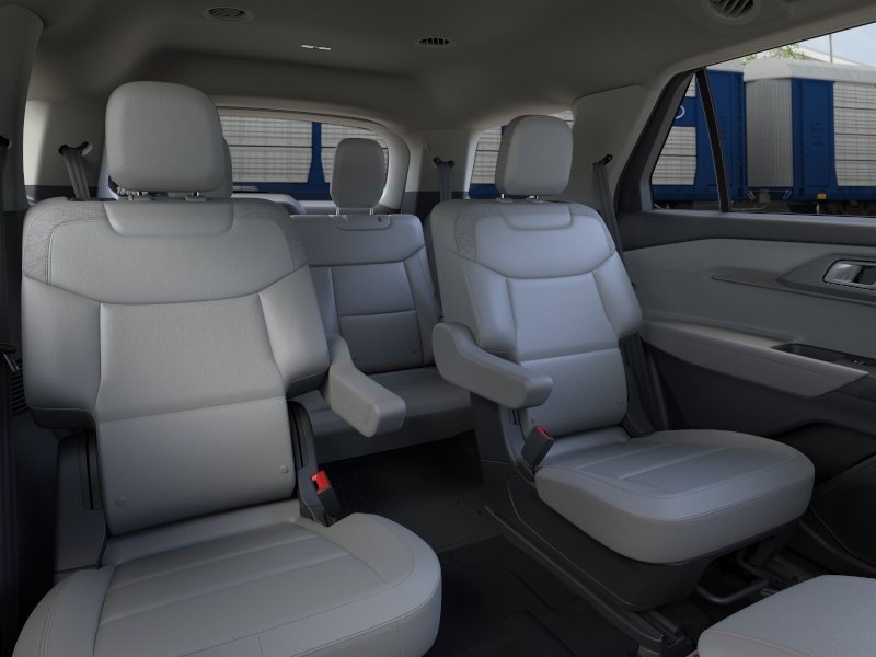 New 2026 Ford Explorer Active w/ Active Comfort Package AWD/4WD image 11