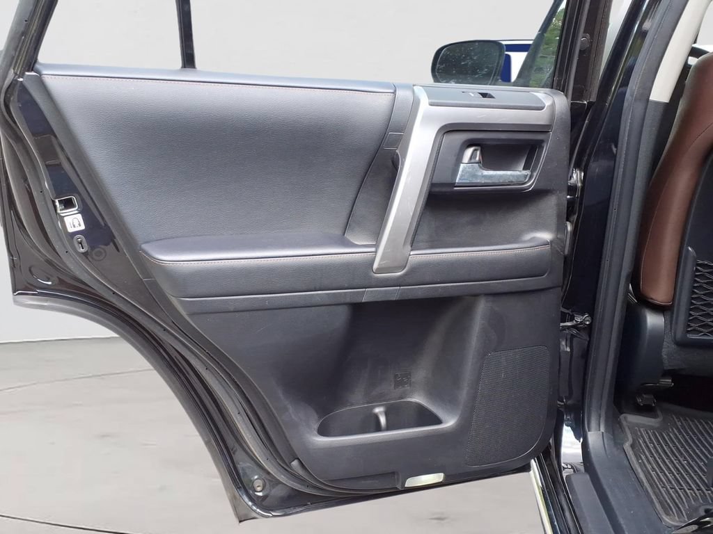 Used 2023 Toyota 4Runner Limited AWD/4WD image 25