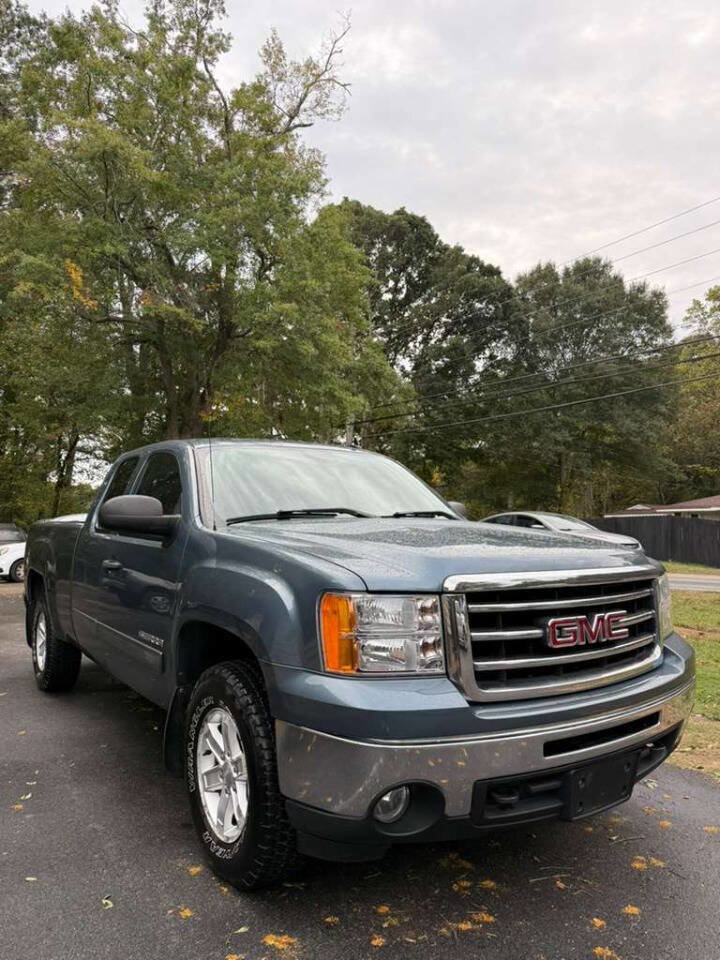 Used 2013 GMC Sierra 1500 SLE w/ Power Tech Package image 8