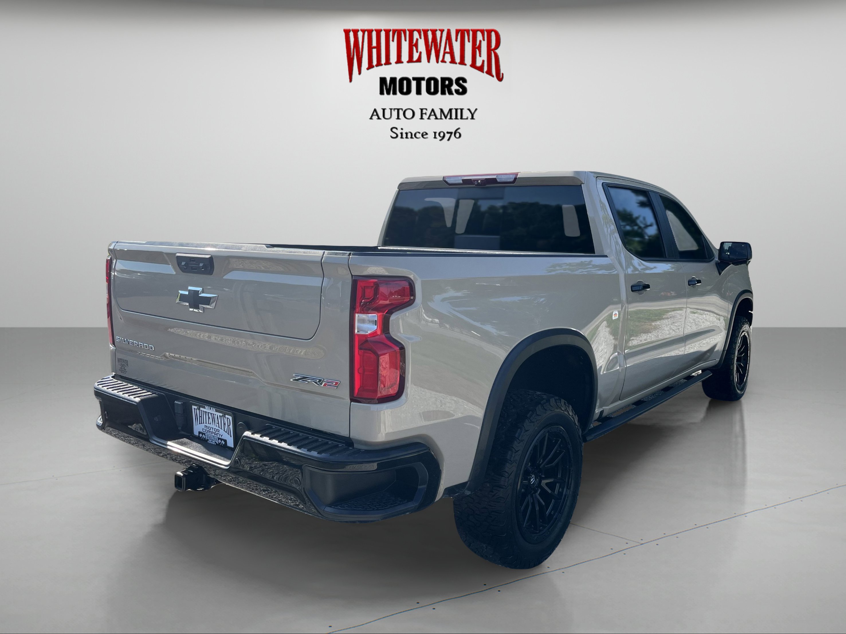 Used 2022 Chevrolet Silverado 1500 ZR2 w/ Technology Package image 5
