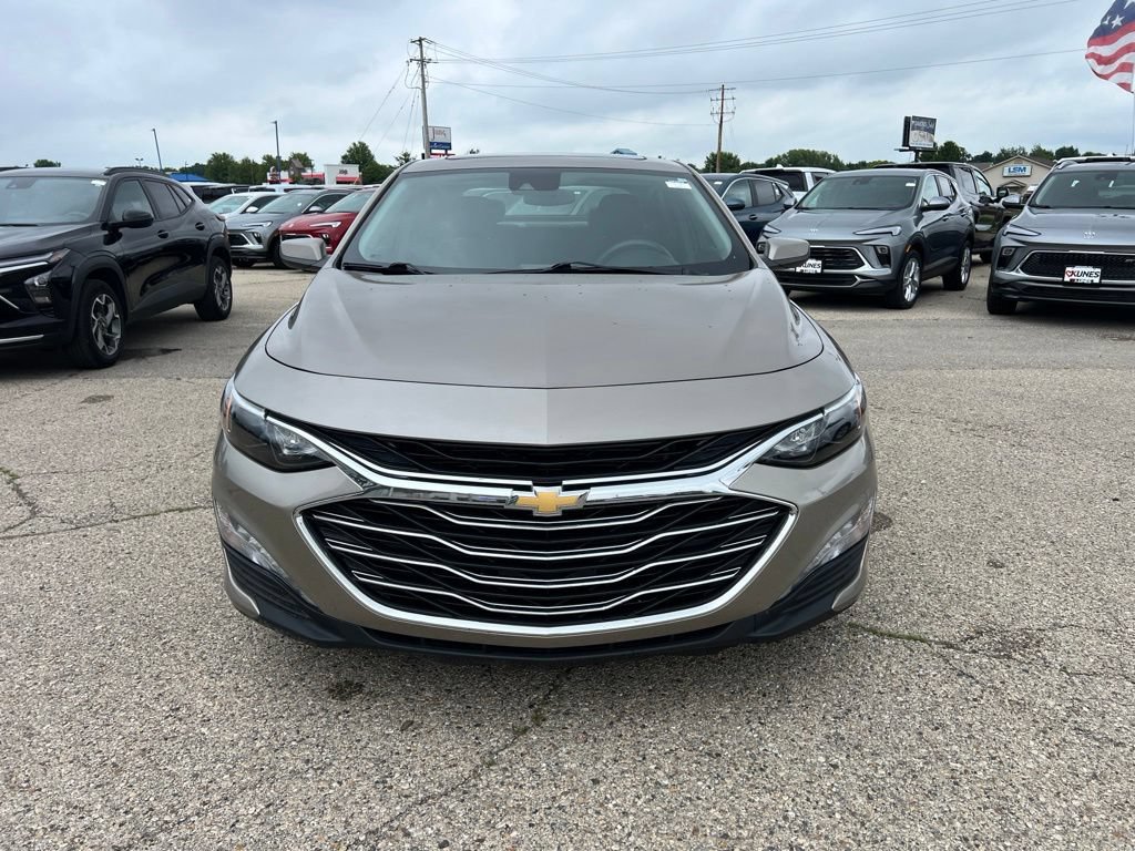 Used 2024 Chevrolet Malibu LT FWD image 4