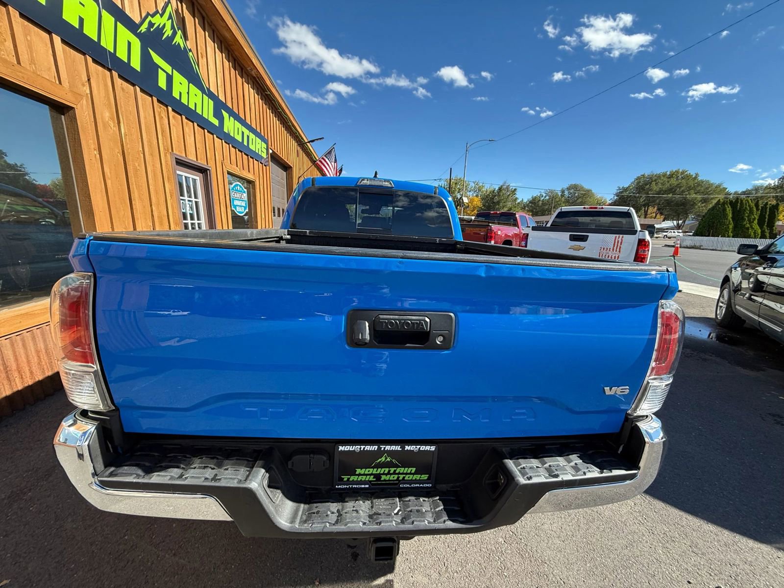 Used 2020 Toyota Tacoma TRD Off-Road image 5