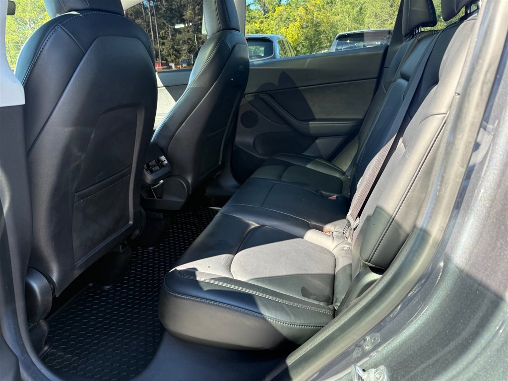 Used 2021 Tesla Model Y 2WD image 12