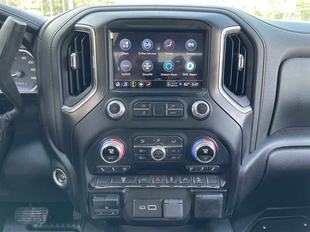 Used 2022 GMC Sierra 2500 AT4 image 30