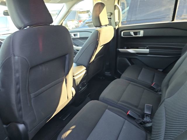 Used 2023 Ford Explorer XLT image 11