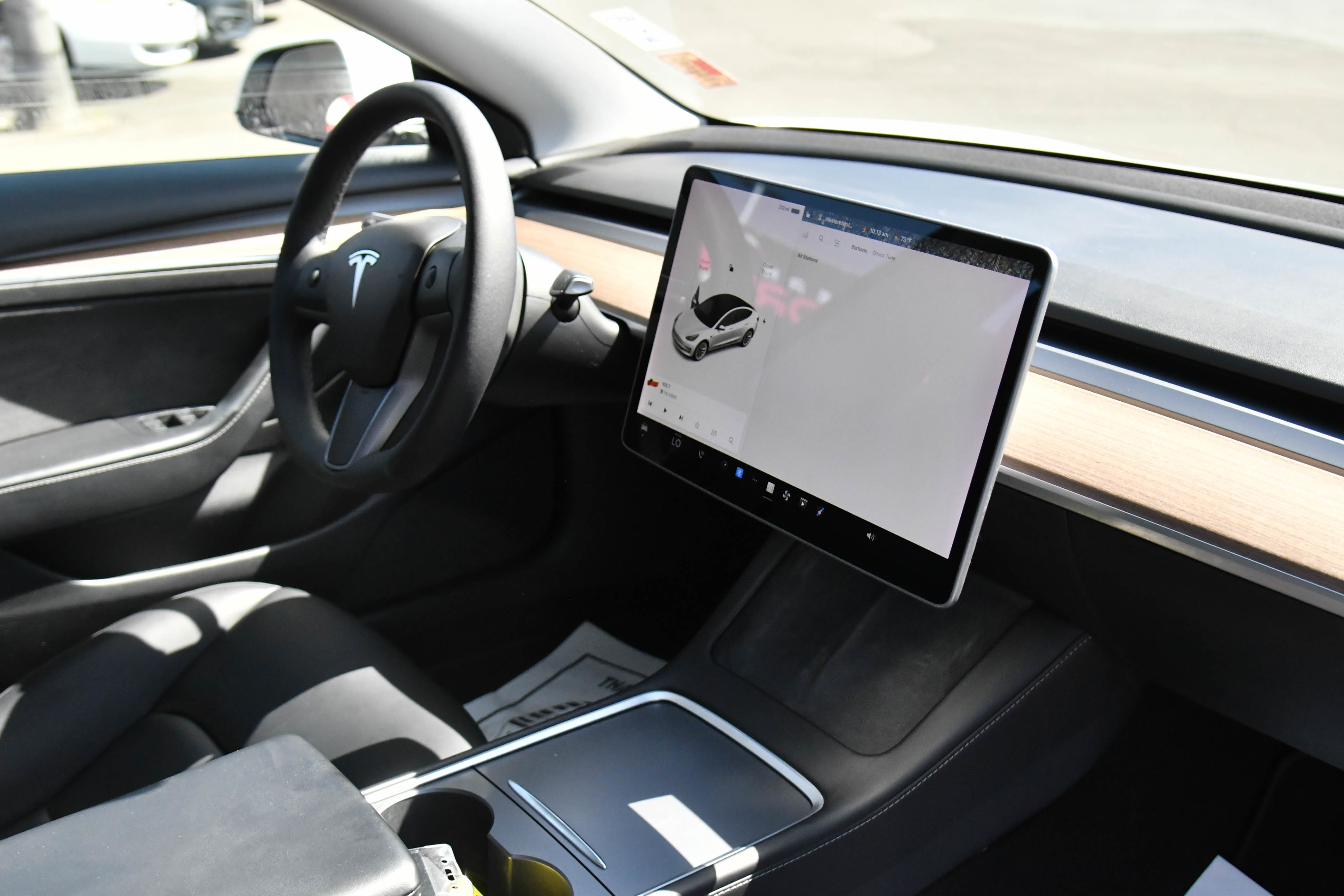 Used 2021 Tesla Model 3 Standard Range Plus RWD image 39